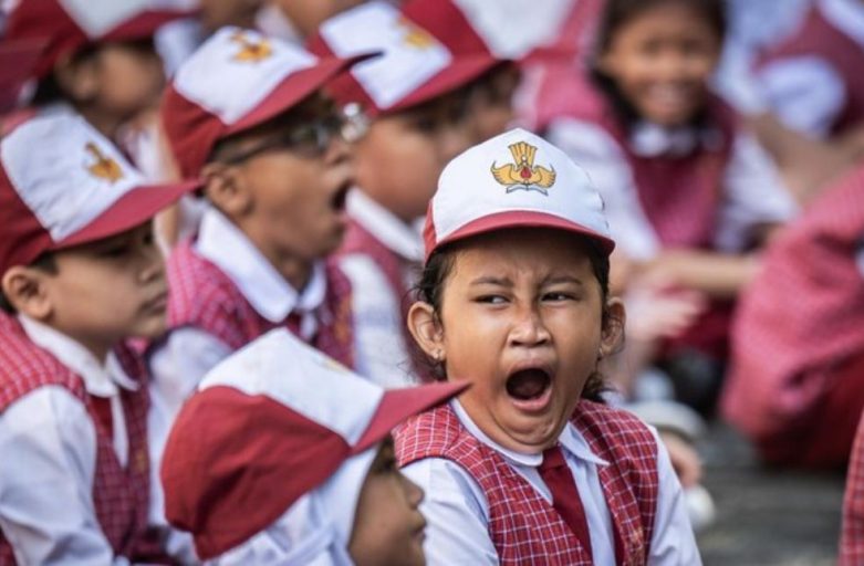 Digitalisasi Pendidikan Dasar di Indonesia 2025: Strategi Besar Menuju Generasi Emas 2045